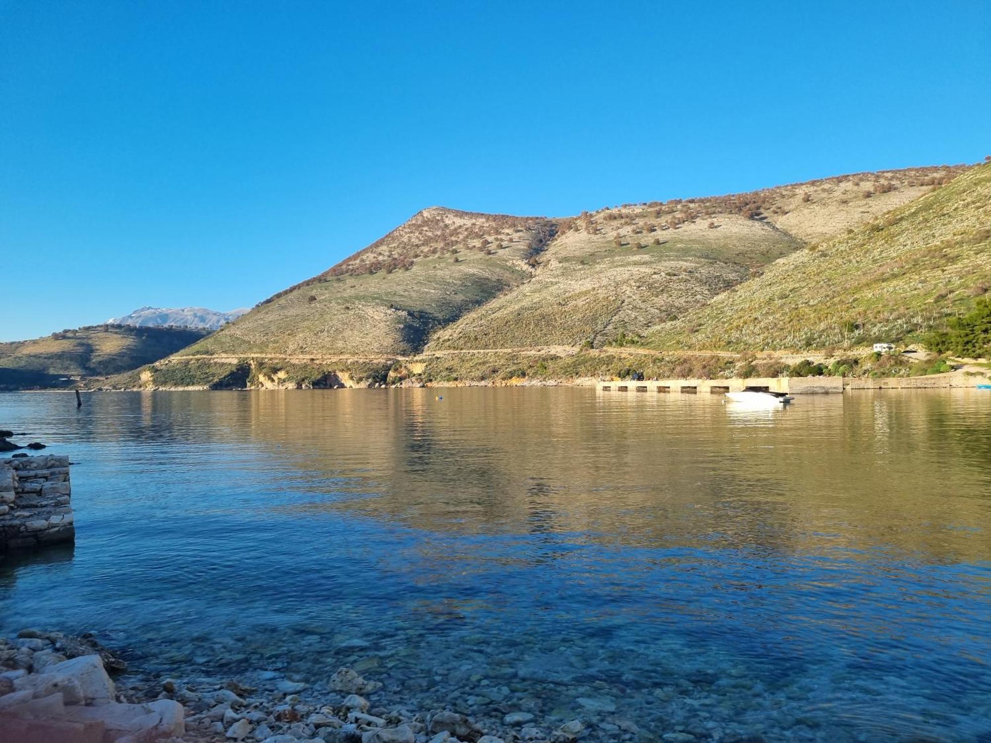 Apartament The Sunny Side Himara
