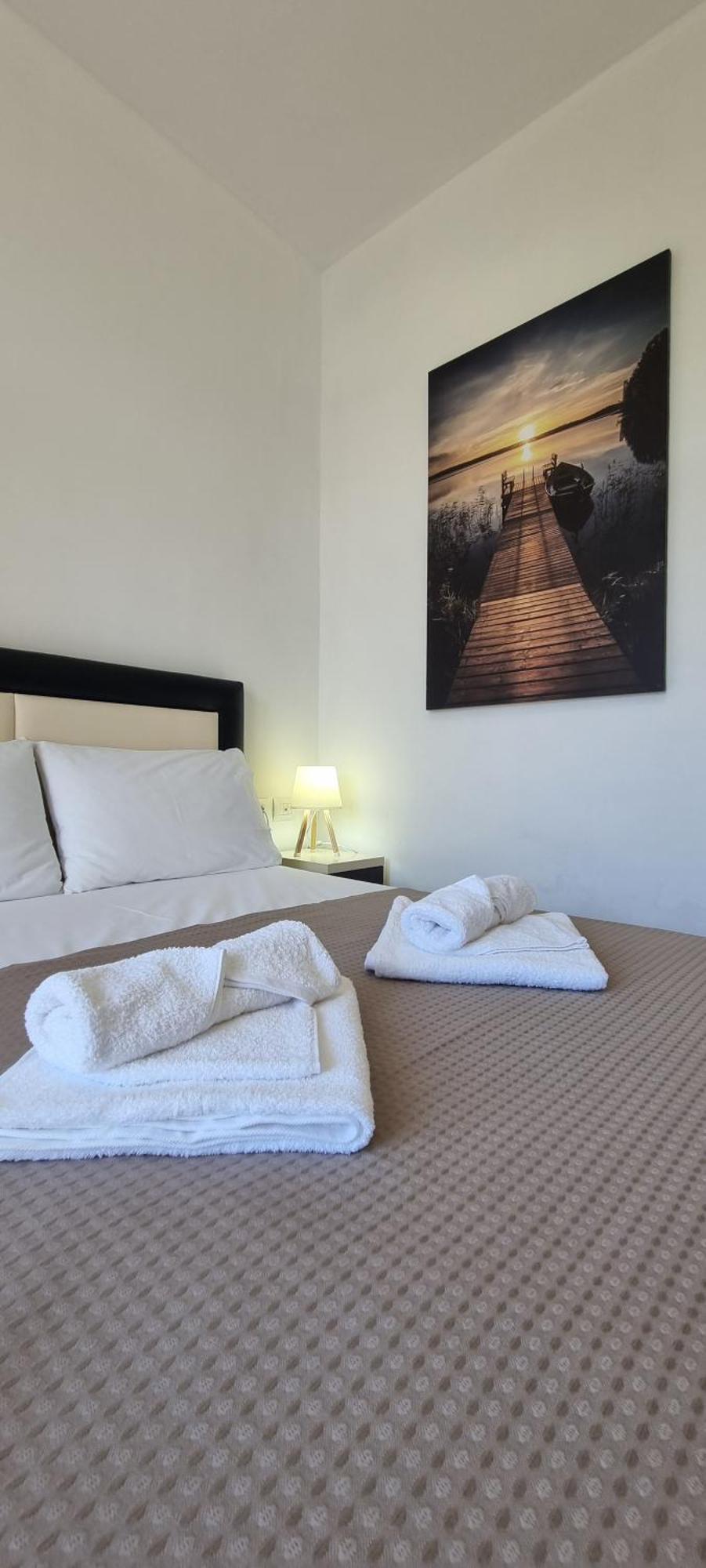 The Sunny Side Apartment
