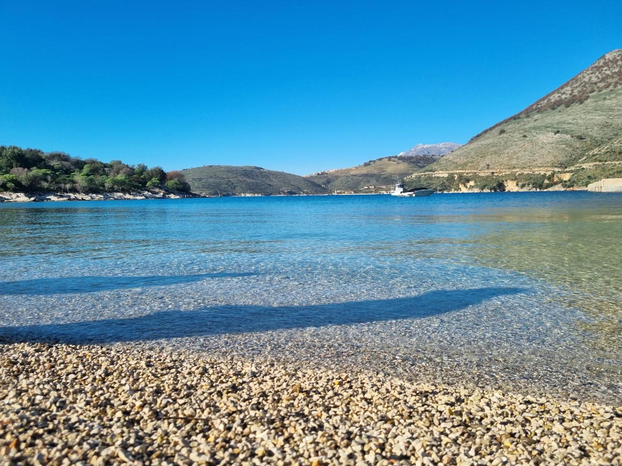 The Sunny Side Apartment Himare